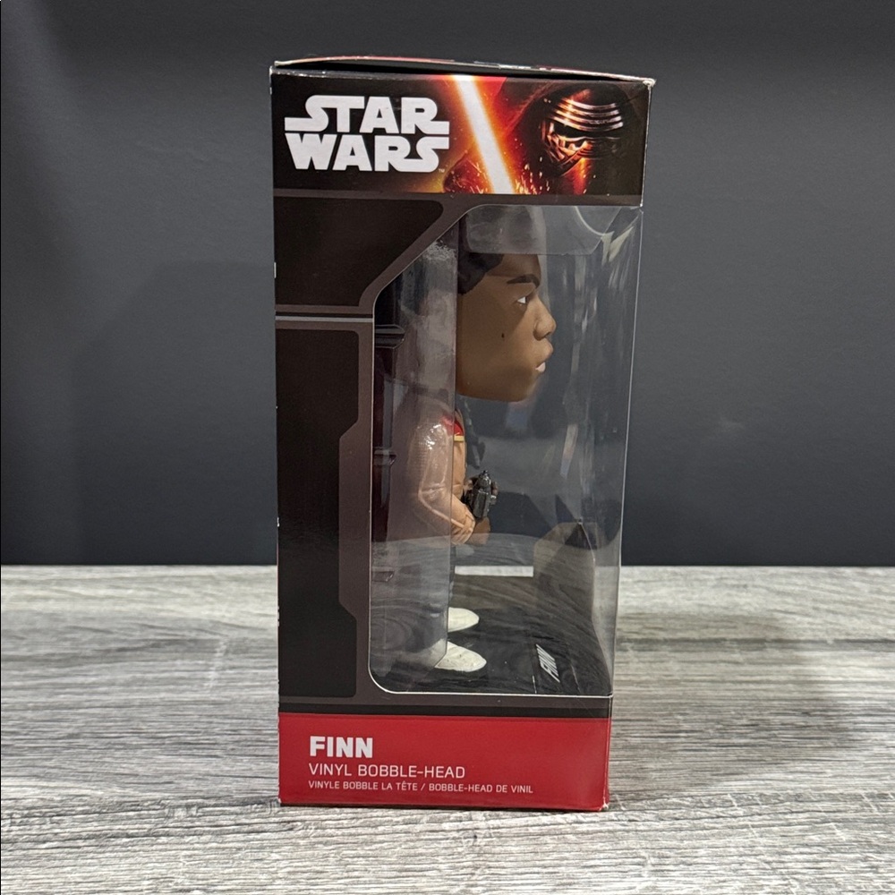 Funko | Wacky Wobbler: Star Wars: Finn - Collectible Vinyl Bobble-Head Figure - Picture 5 of 13